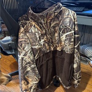 Drake Eqwader 3/4 zip, size large